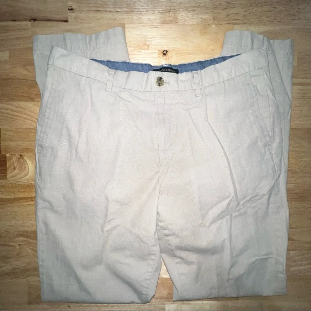 Banana Republic Aiden Fit Men’s Khaki Pants 34x34 - Classic & Comfortable